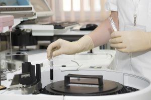 Прорыв в науке: создана вакцина против ВИЧ, работающая с одного укола